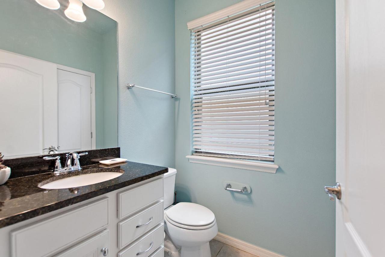 Stylish Cozy Family Getaway With Private Pool And Lake View Kissimmee Ngoại thất bức ảnh