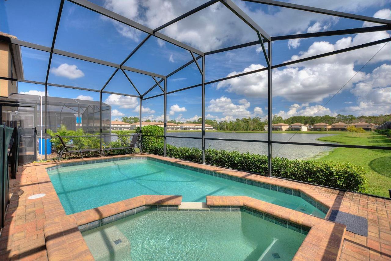 Stylish Cozy Family Getaway With Private Pool And Lake View Kissimmee Ngoại thất bức ảnh