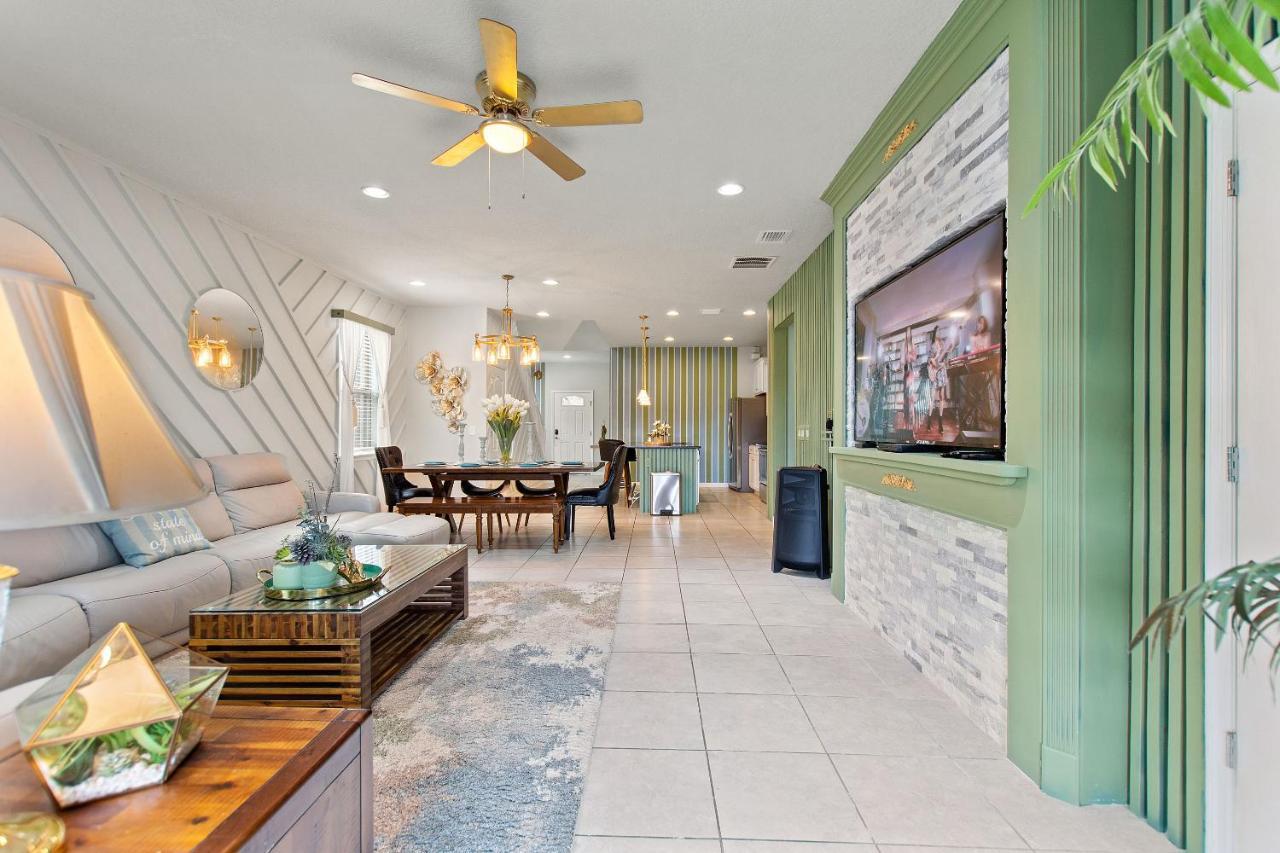 Stylish Cozy Family Getaway With Private Pool And Lake View Kissimmee Ngoại thất bức ảnh